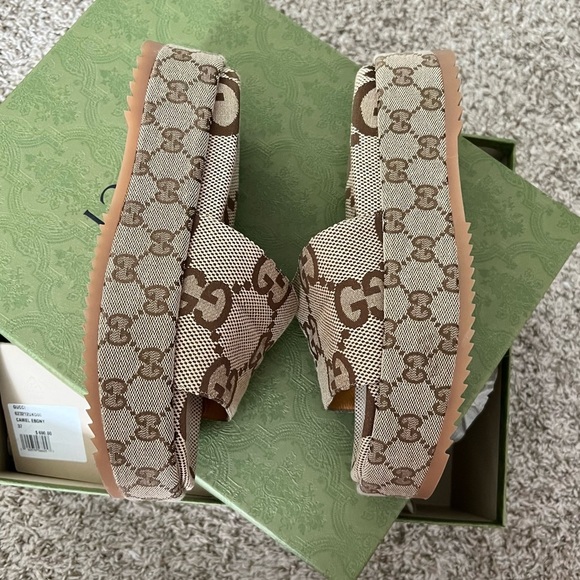 Gucci Authentic Macro GG Canvas Camel Ebony Platform Slide Sandal - Picture 11 of 12